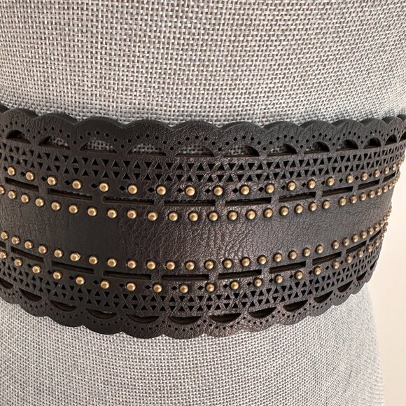 Women's NWT Stretchy Studded/Cut-out Belt sz S-M - Black - Picture 2 of 11